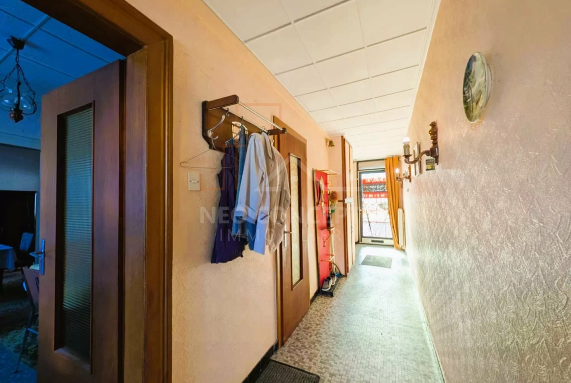 c1bddcd5fa5fdb9378221c34bb8c04bc_7d62e31f55_2048-original