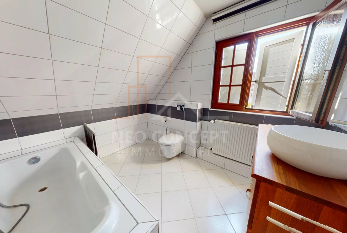 0b6eaf8ae48c5010e70869f289f66937_fa1d5a3132_4096-original