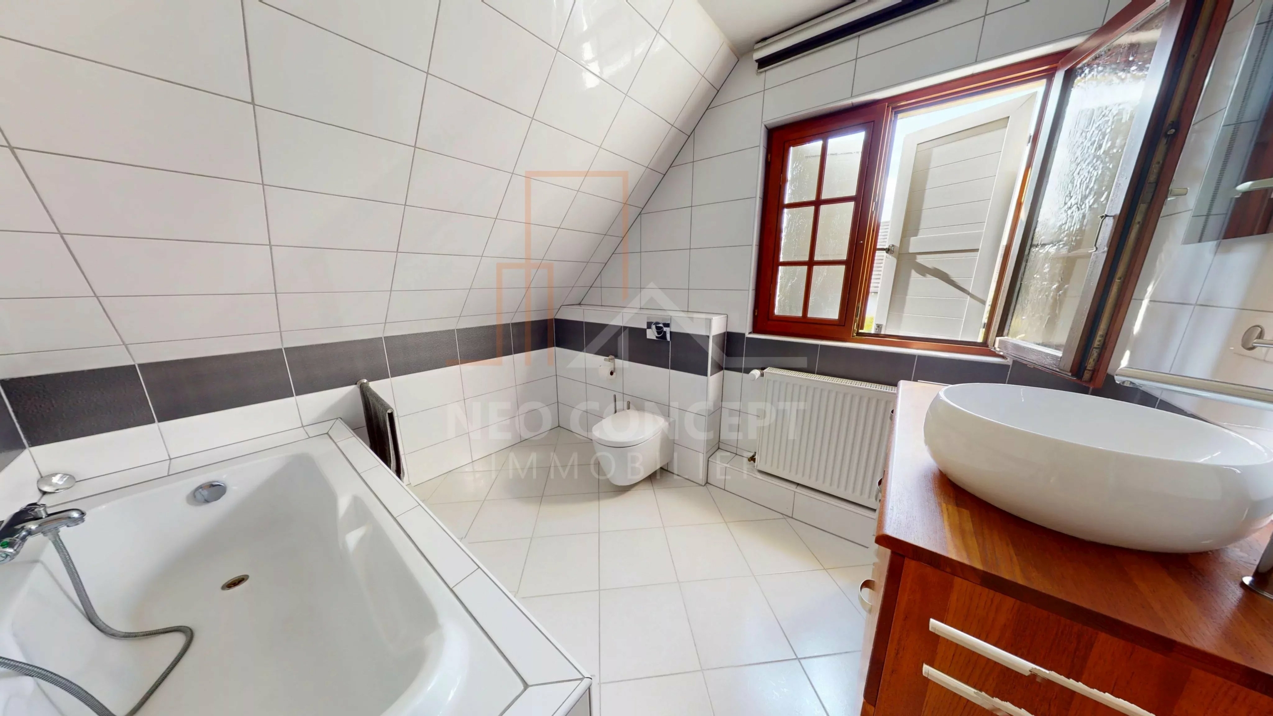 0b6eaf8ae48c5010e70869f289f66937_fa1d5a3132_4096-original