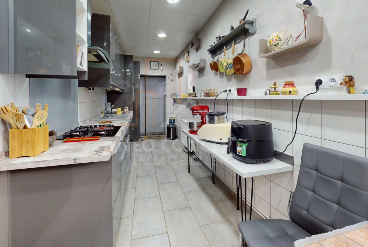 17de4503a7093cfb6e3ce51d30e241bd_9b9765ee4d_4096-original