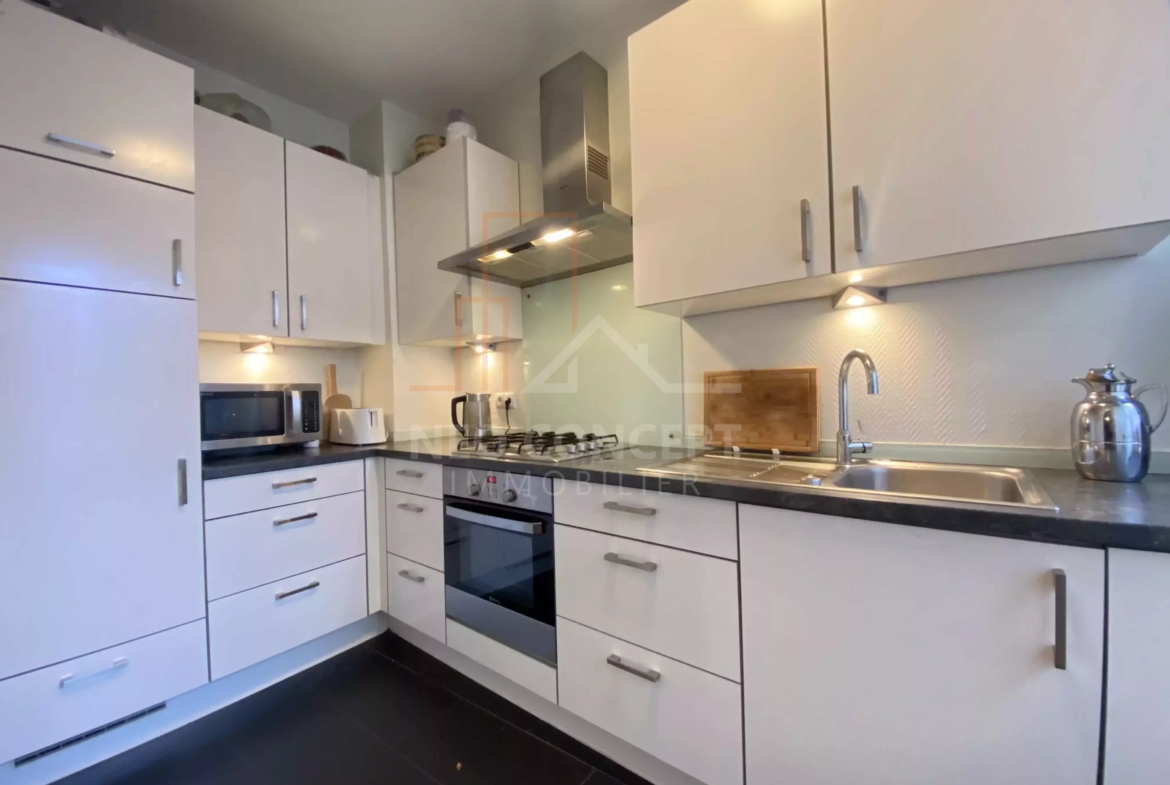 19f1c0a2cd29b57cf7ae003fda73080a_fe704334e9_4032-original