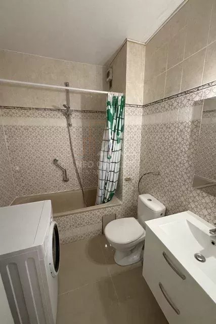 2e49a7f2ddb3eebf13bd1728b0b6dbc9_b063350685_640-original