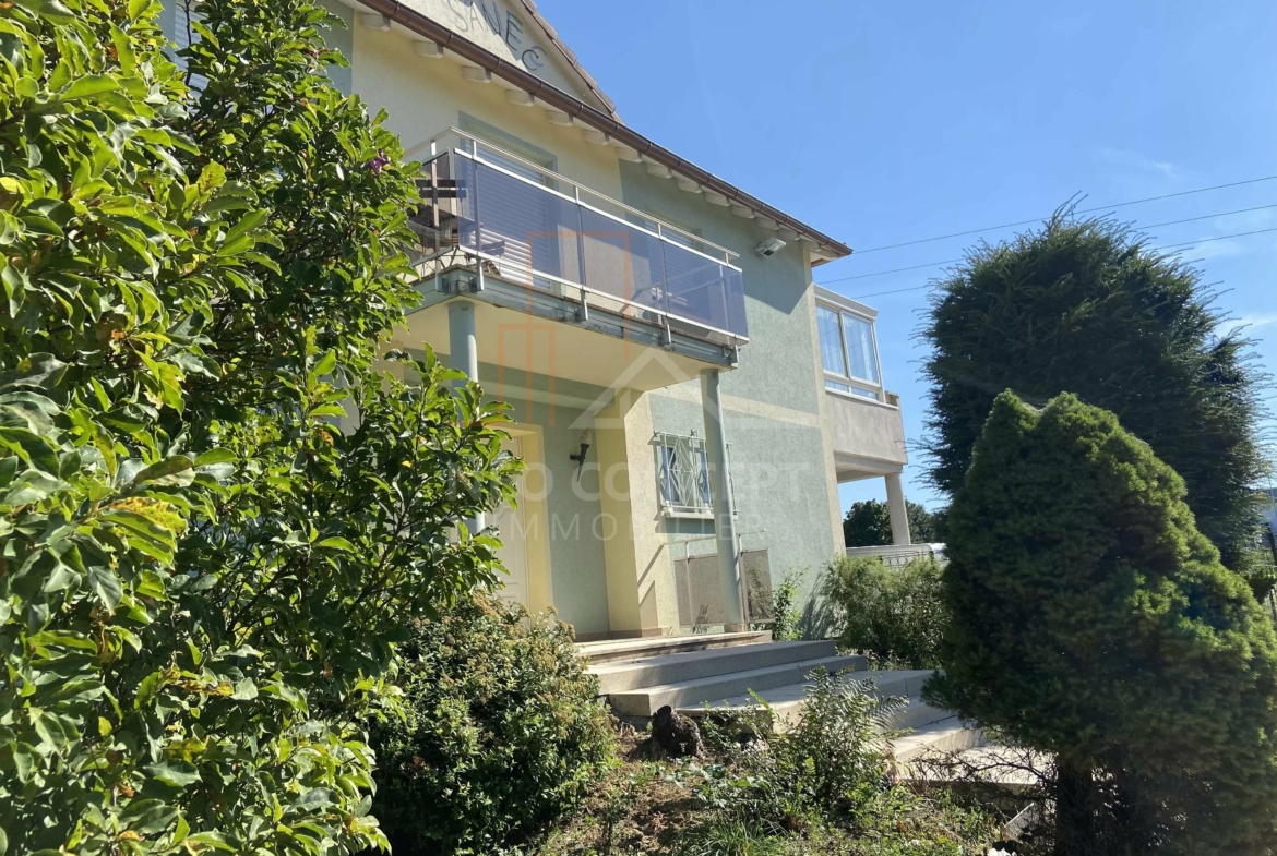 4eb4ef7369adb2988cbe9d3f31d87b84_9c41292b4f_4032-original