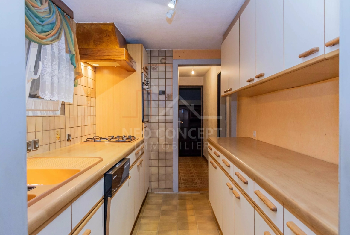 749ca60fff4bc154334a8ec92904f9fb_7b96c1574c_3704-original