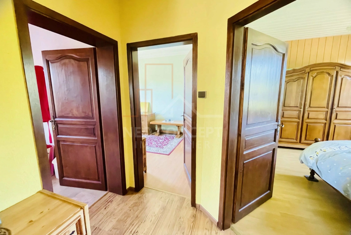 98044ed423ff605f02a52eb7de22be99_feba6004f7_4032-original