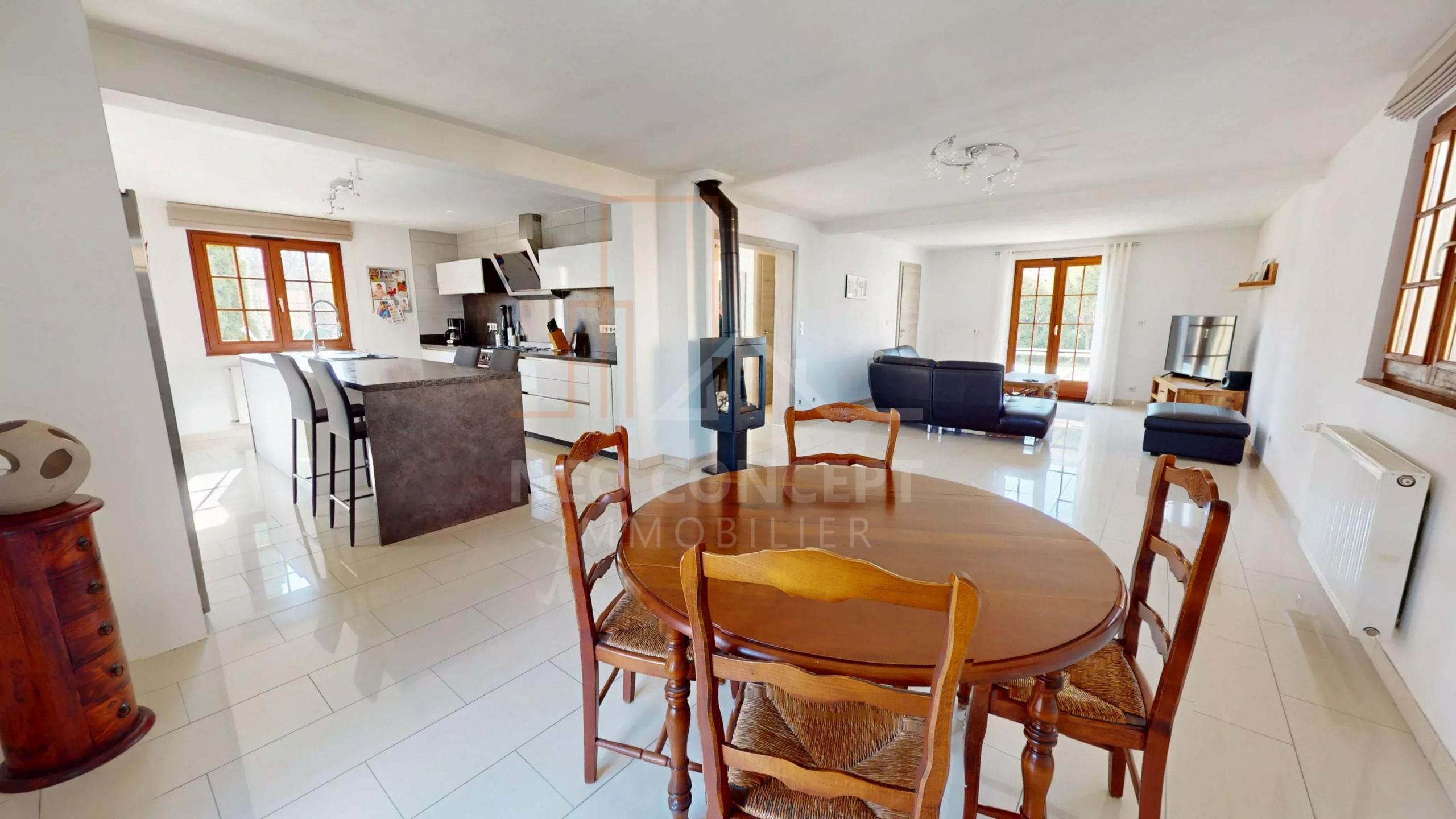 9ec06d277350d18ab34be7c1e08442a7_8787e9e797_4096-original