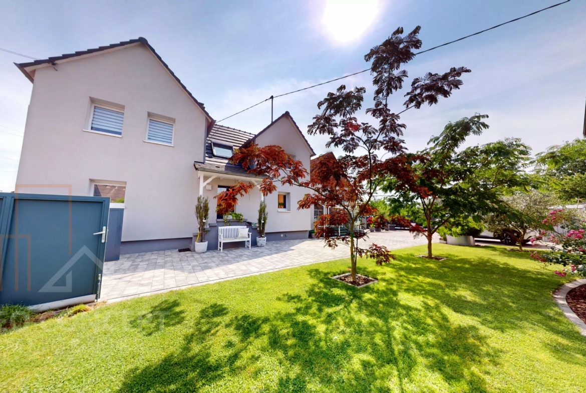 a60b1698a958a7f9e1d242c8e1f617e1_92523e138d_4096-original