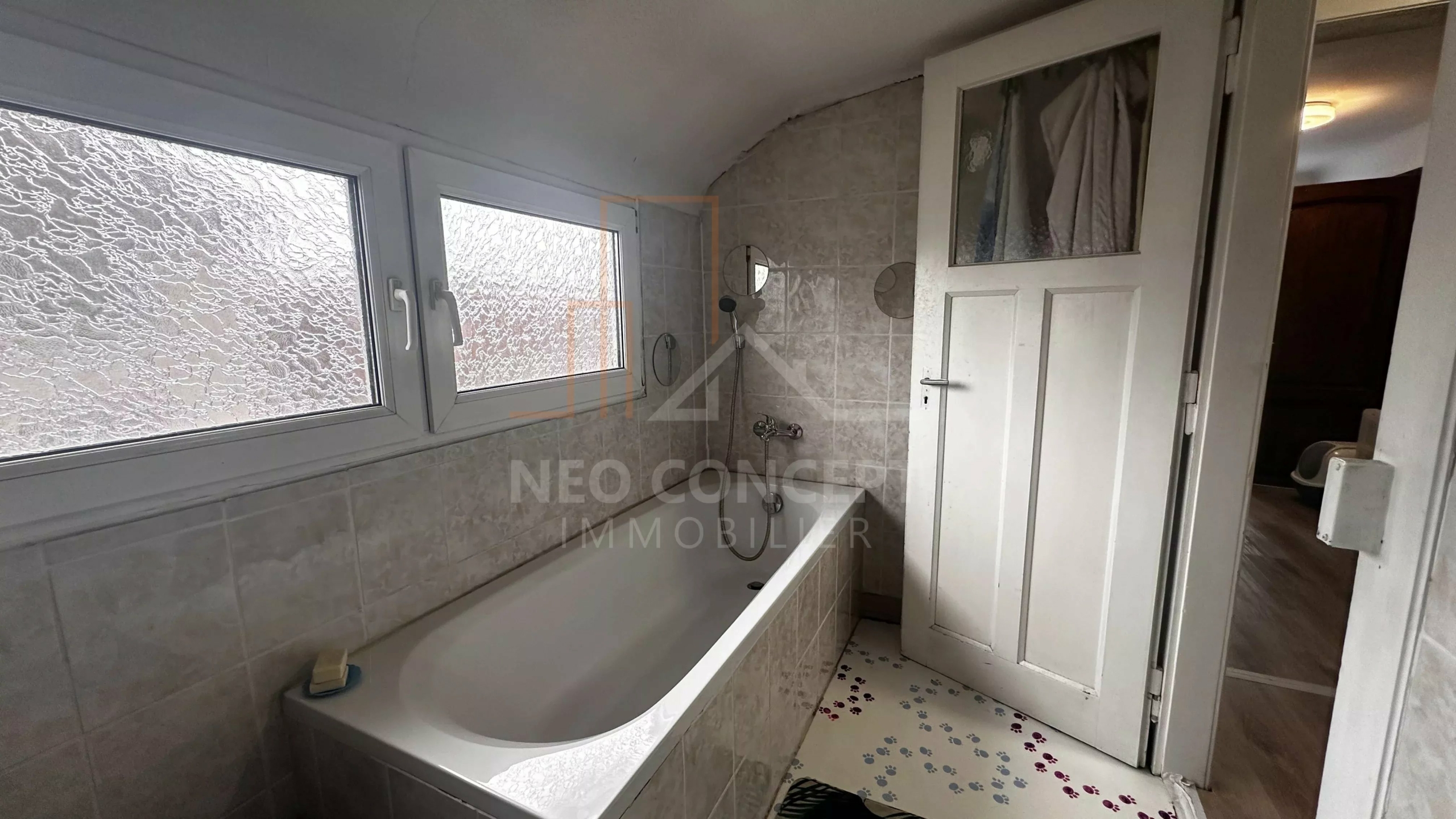 a9aeef9c097408a969bcb50fec9e354b_2c7aa95956_4032-original