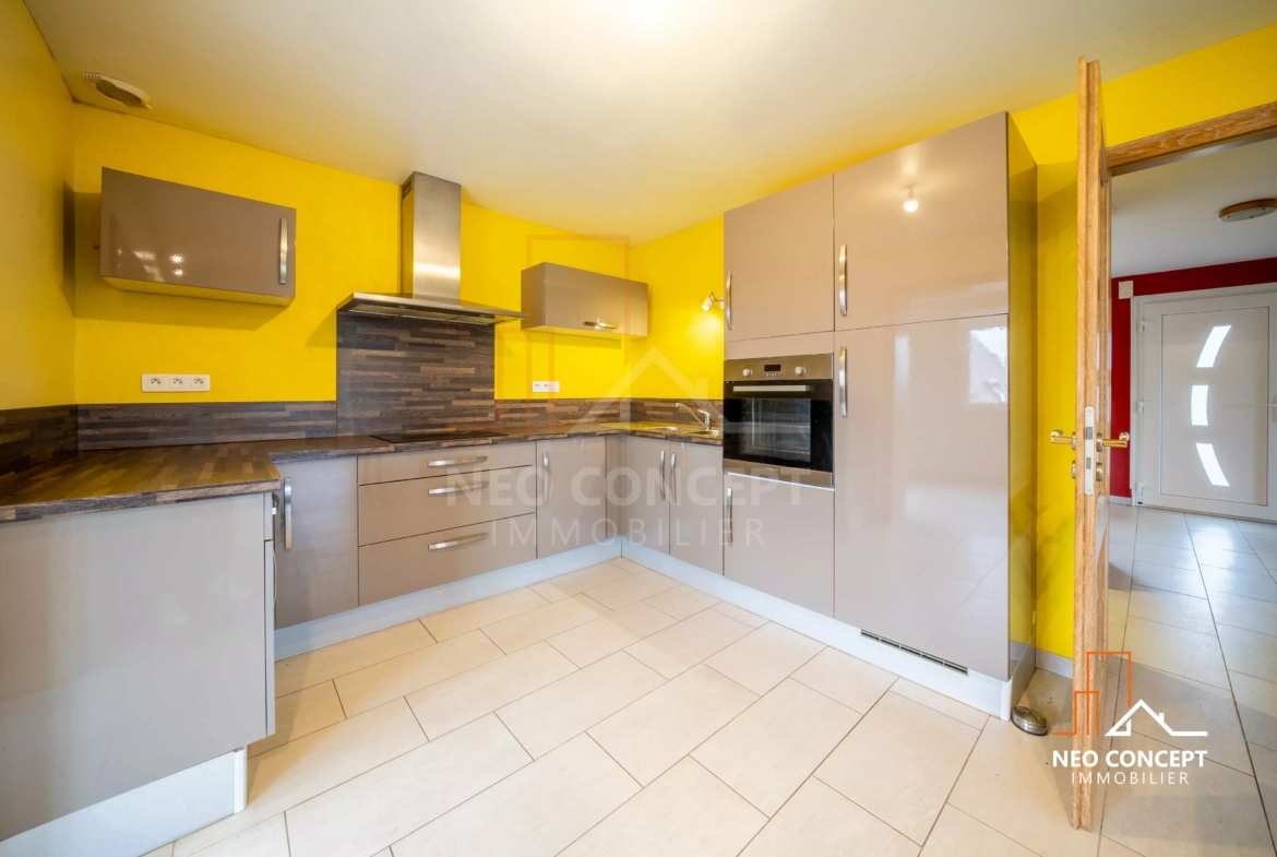 ac2f3b955403c4040e8b7c03b51ad794_995327a477_4096-original