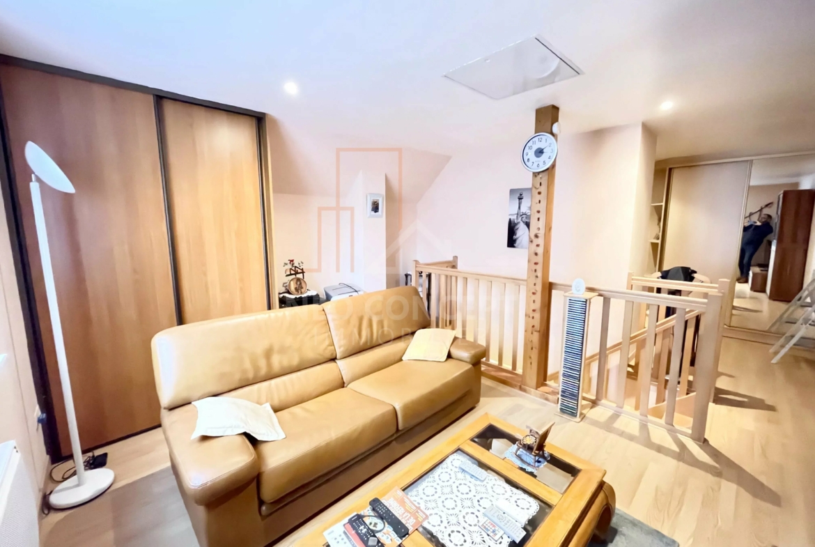 b085e233f6b1cf13b7918b71205991f9_03d5adaeba_4032-original