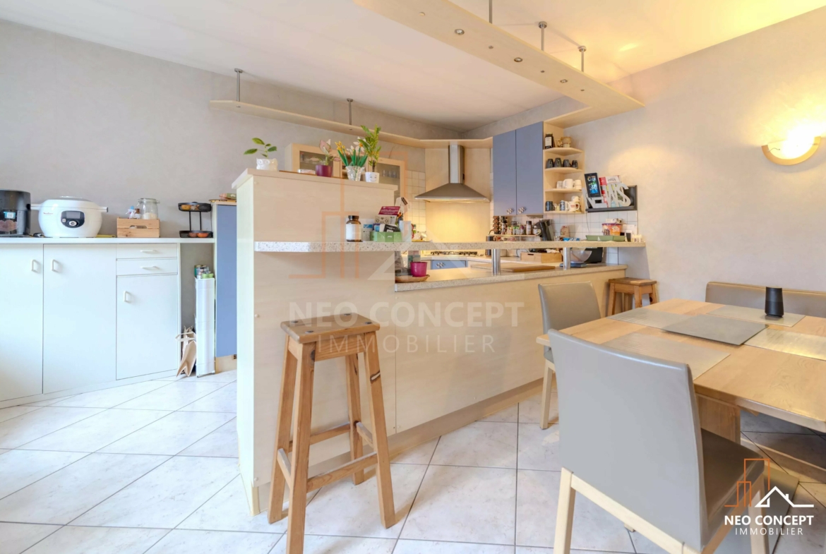 c010ccd8647652b86a25b65589cc12cf_c285ae46c4_4096-original