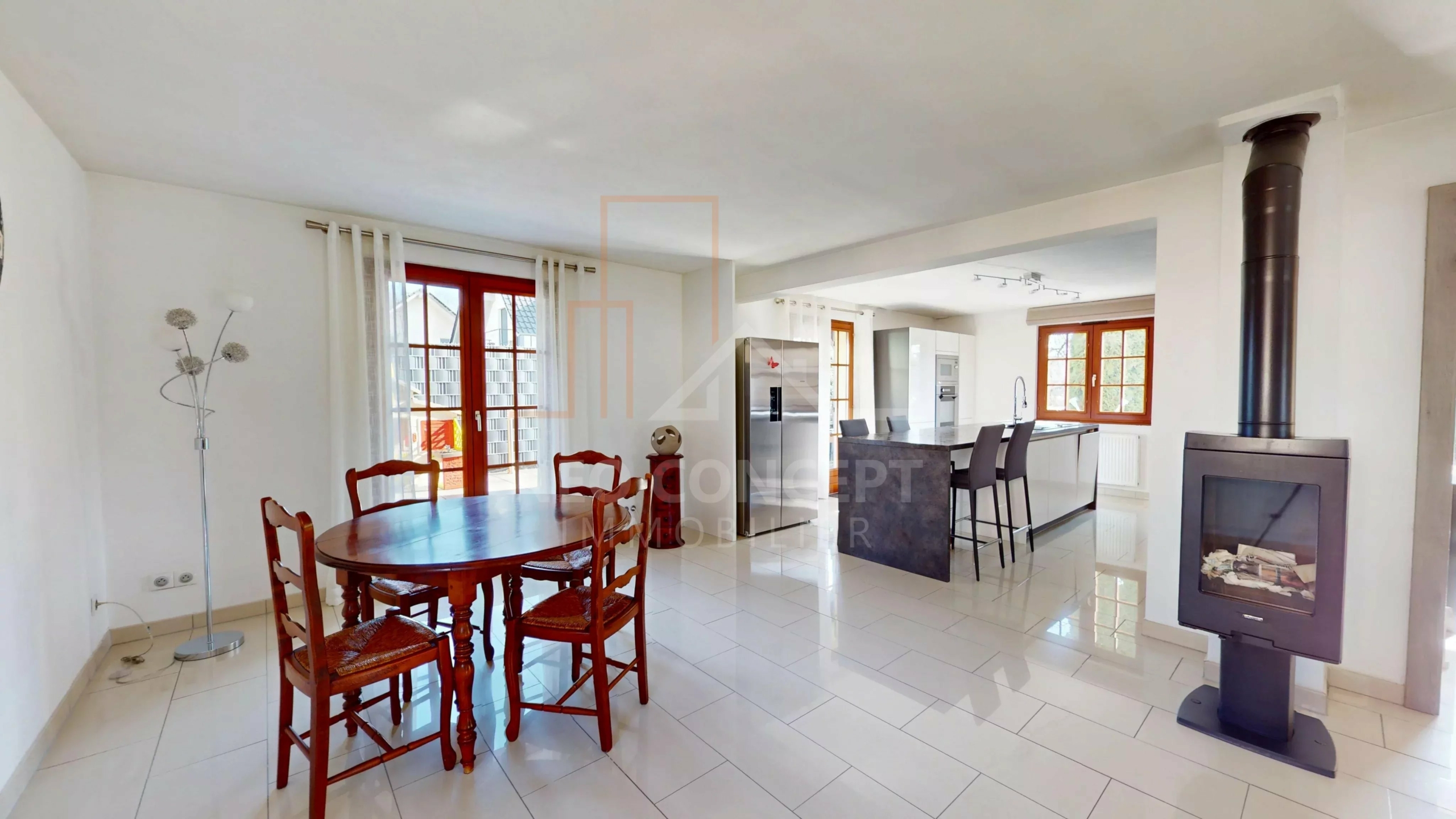 c9d9d65094e44f0f8d43d5680dfd851f_05f92635e7_4096-original