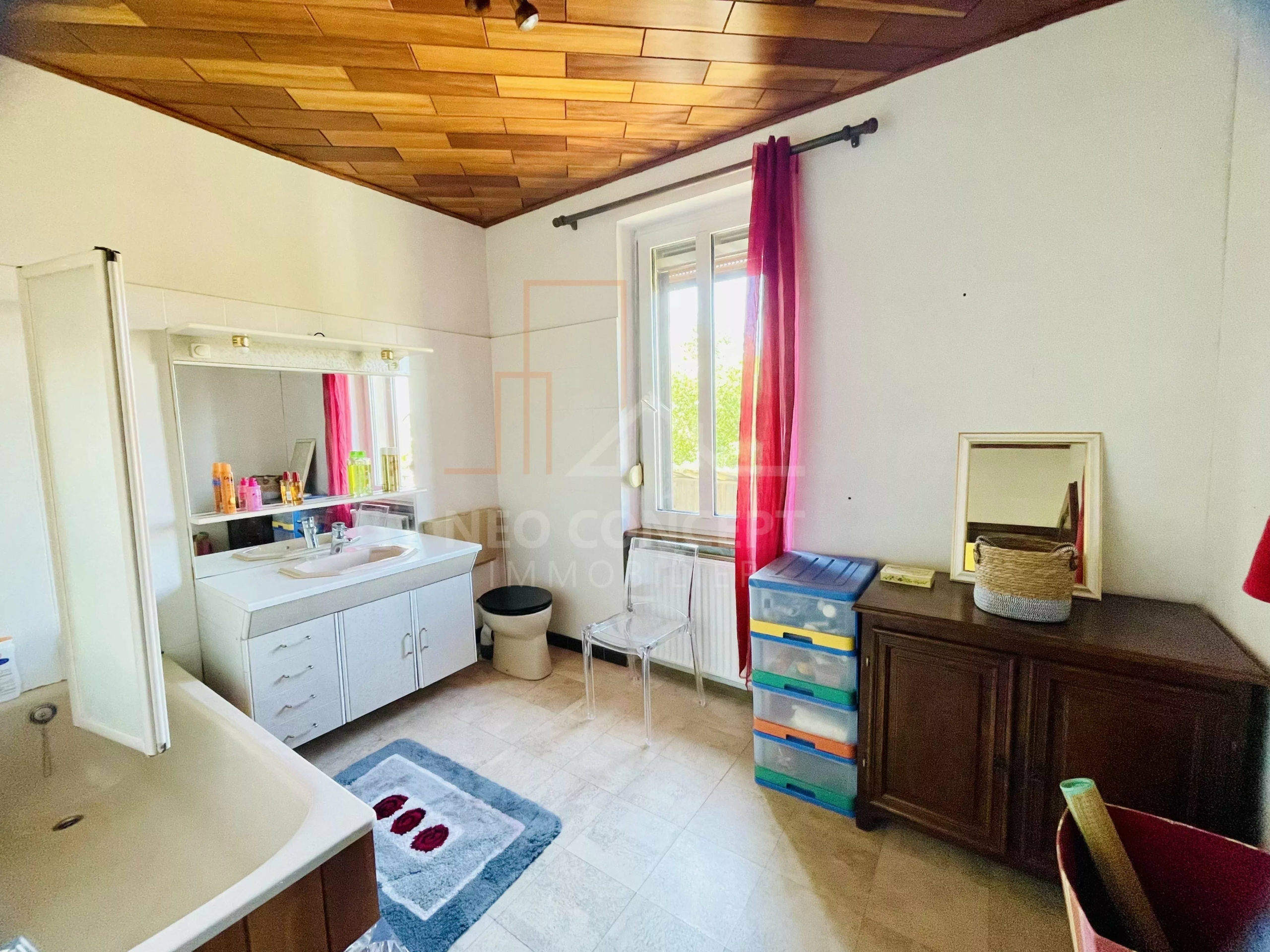 e48620094fd3023a30a44541ac3d21b4_0bf6bf3762_4032-original