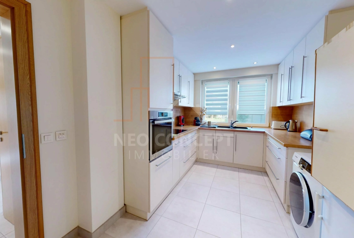 f059a34df76c2b9986a44707b3a80a66_93e2661fa8_4096-original