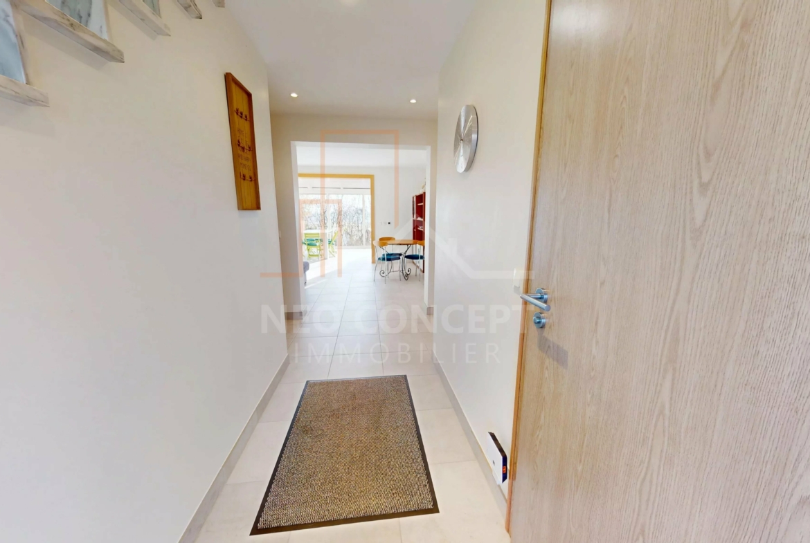 f23015f9f5cba29933df4e47eac786af_eee18f1e60_4096-original