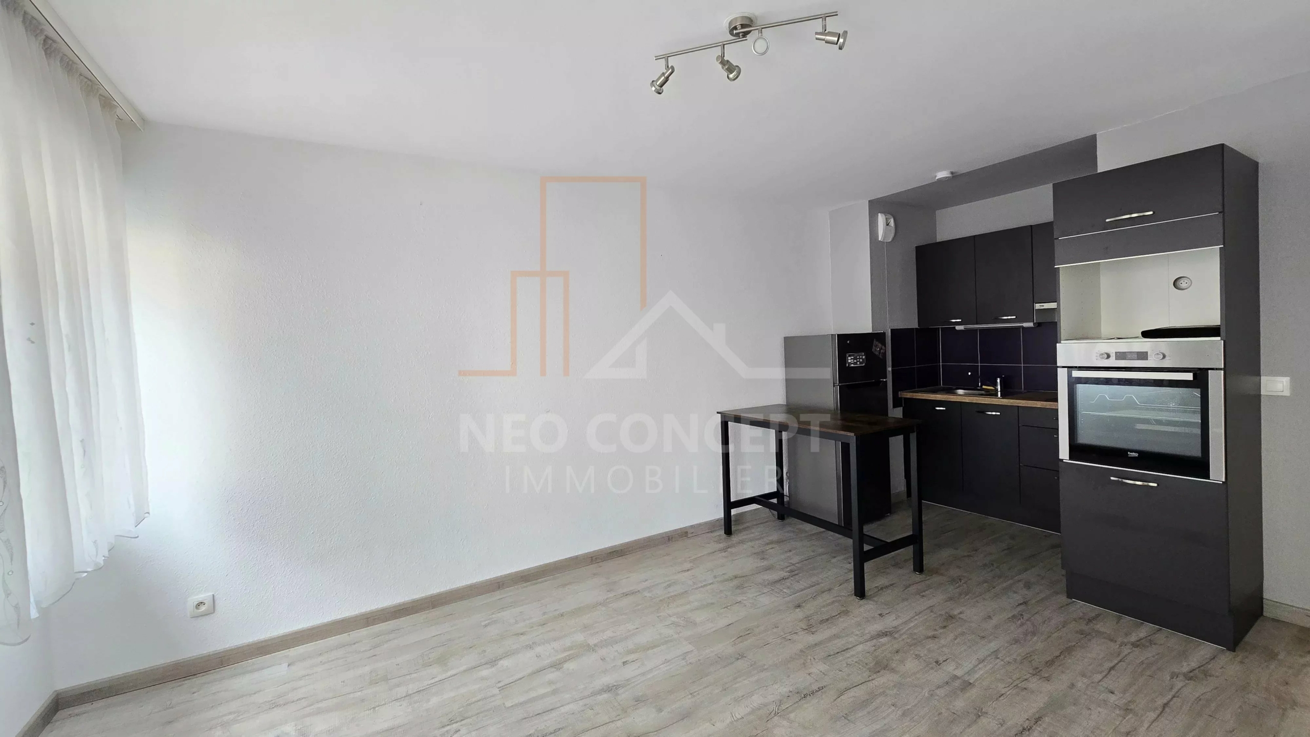 f2d776a56146e6af12365a3307b52c09_6909051b17_4000-original