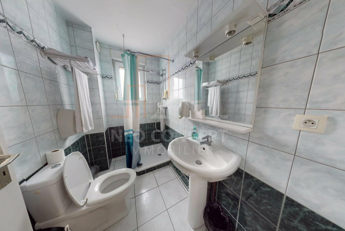 6c418a16c9a9695f9cdfbb2e67c4ede2_a0f1816e16_4096-original