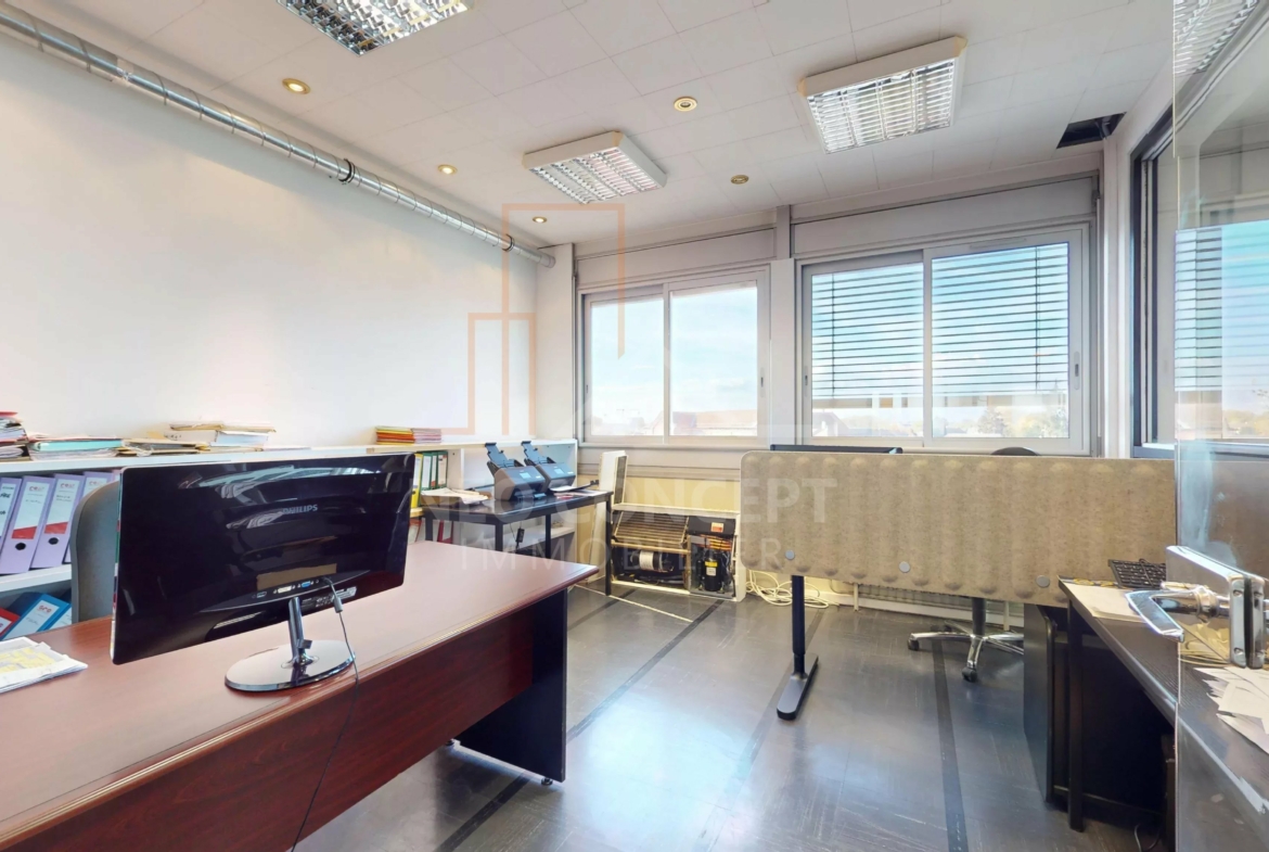 9faa642af134d128933b9bd7f2403f7e_f0e402de16_4096-original