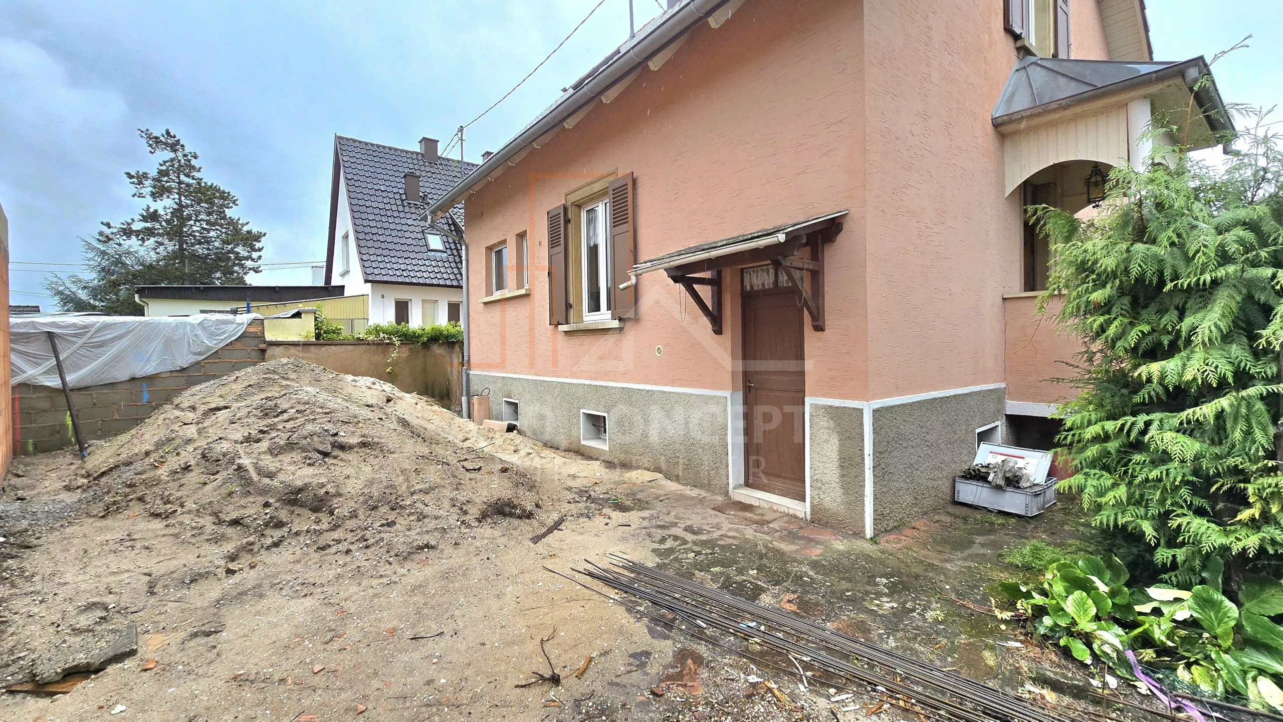 d4a8eb5fc3be49a50f1b7ac0ea16a565_d5a0186927_4000-original