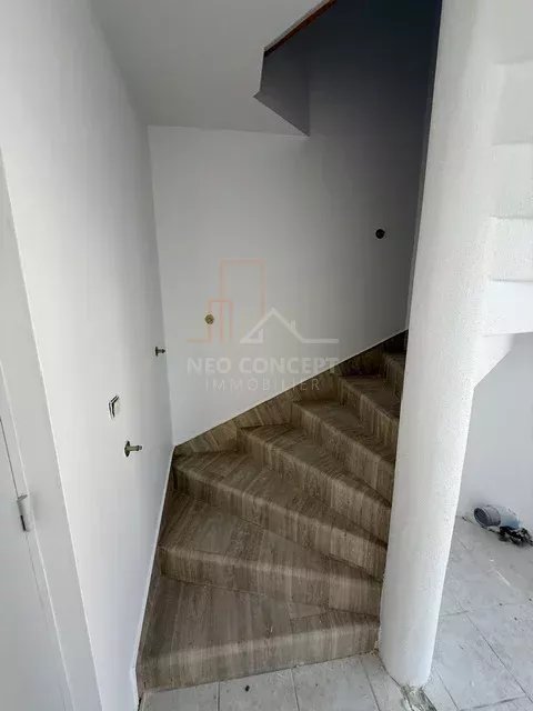 9542704e